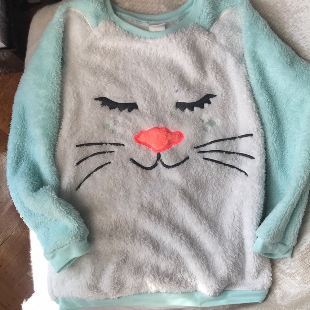 🌻Cat & Jack cozy cat sweater .